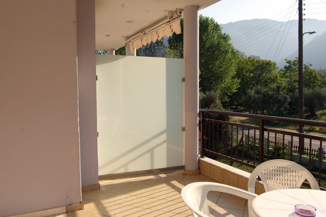 Athina Hotel Koinira Exterior photo