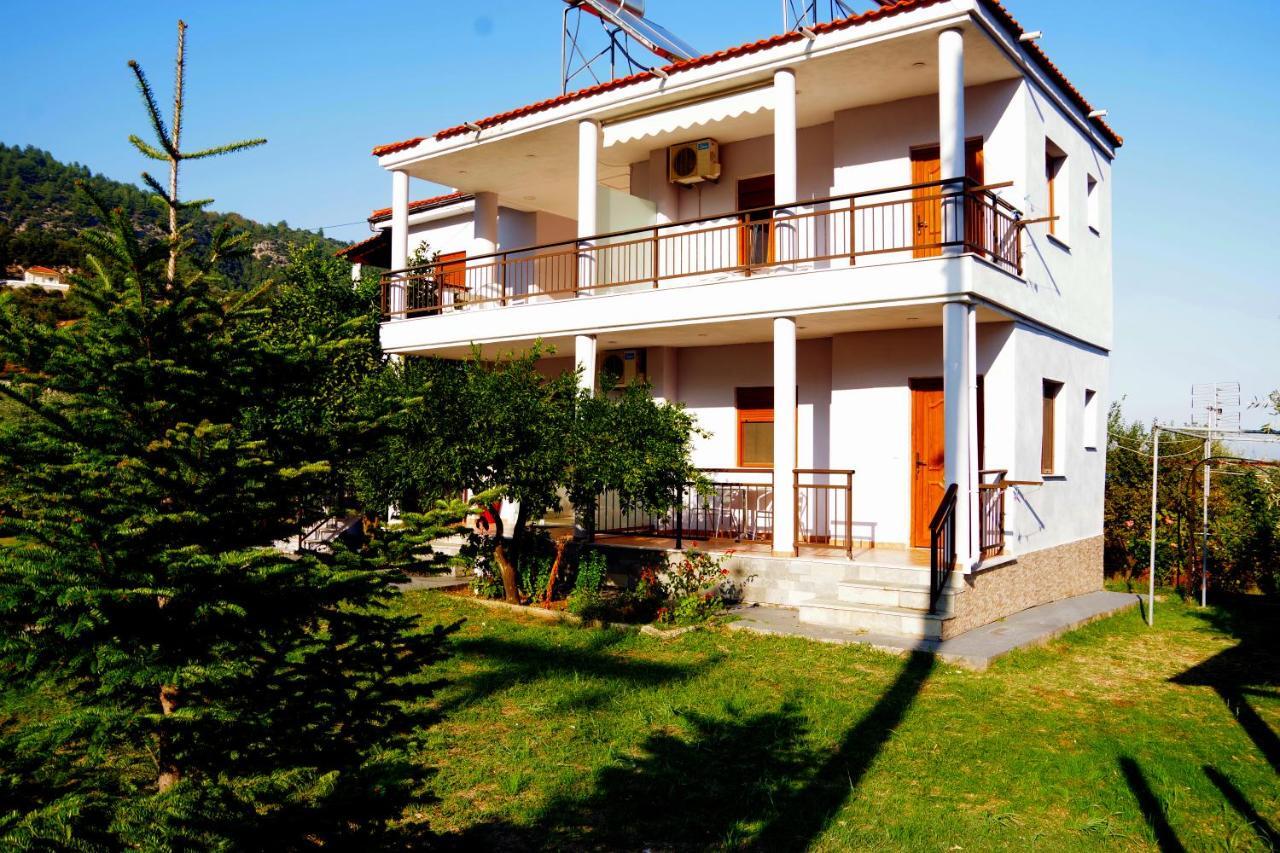 Athina Hotel Koinira Exterior photo